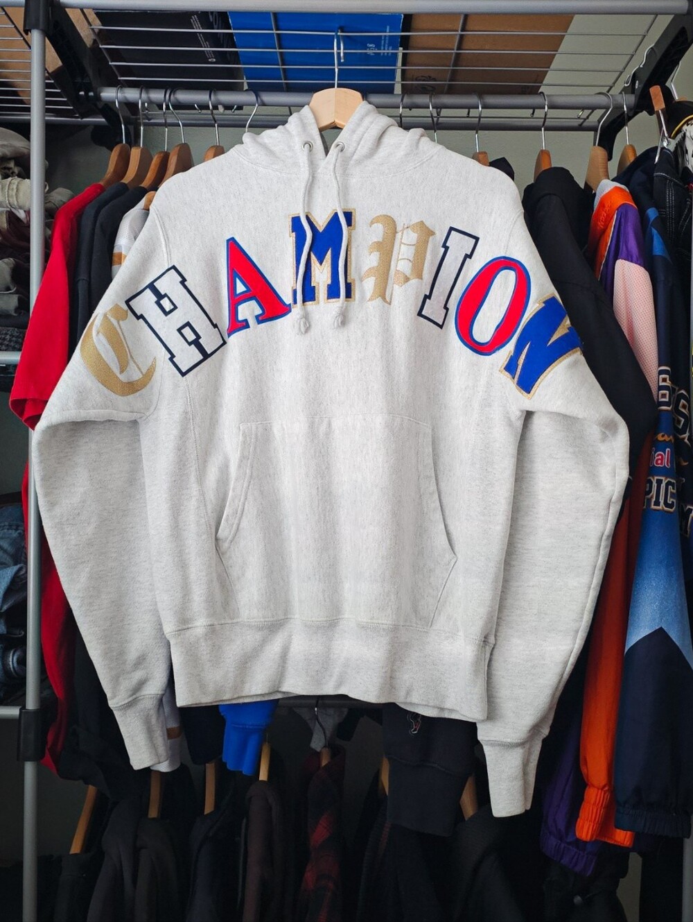 Champion LIFE Reverse Weaver Men's Old English Script Hoodie Size Small
